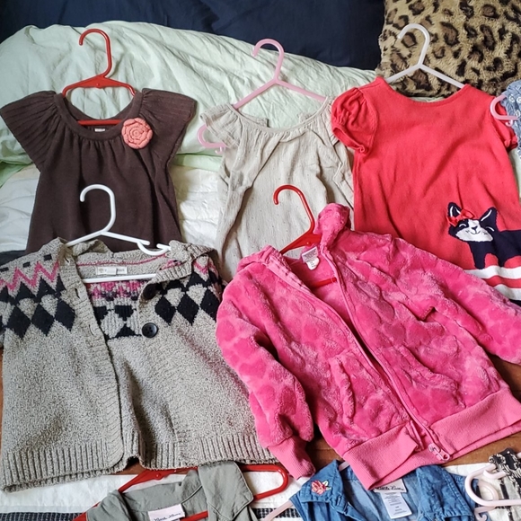 (17 items)girls 2T lot - Picture 3 of 5